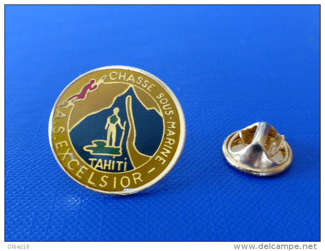 Pin's Plongée Sous Marine - Chasse Sous Marine - AS Association Sportive Excelsior - Tahiti (PQ65) - Plongée