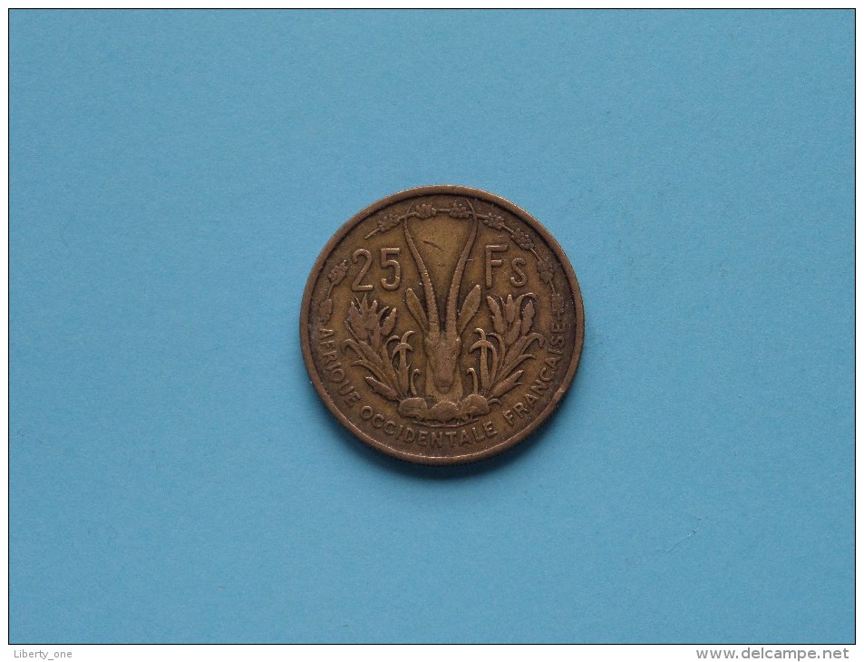 1956 West Africa French Occidentale - 25 Francs / KM 7 ( Uncleaned Coin / Please See Photo ) !! - Autres & Non Classés