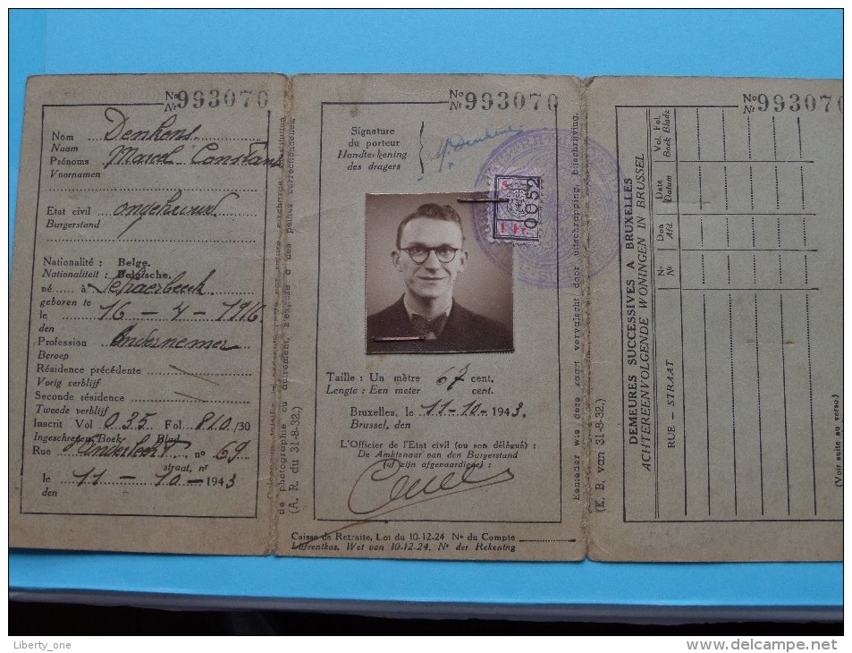 Carte D'Identite / Eenzelvigheid BRUSSEL Denkens Marcel 22 Apr 1916 / Anno 1943 ( Voir Photo Pour Détail ) ! - Non Classés