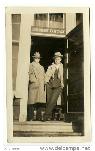 Photo Prise à Nopeming En 1927 - Soldier's Cottage Sanatorium - 11x7cm - Personnes Anonymes