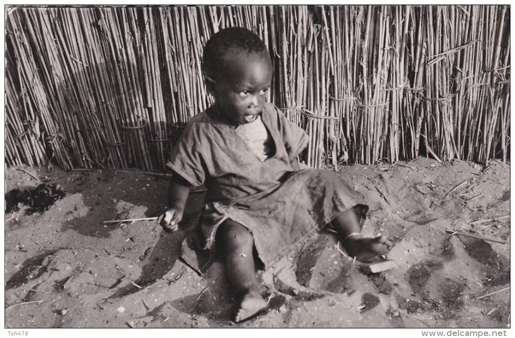 AFRIQUE---A.O.F.---enfant---voir 2 Scans - Non Classés