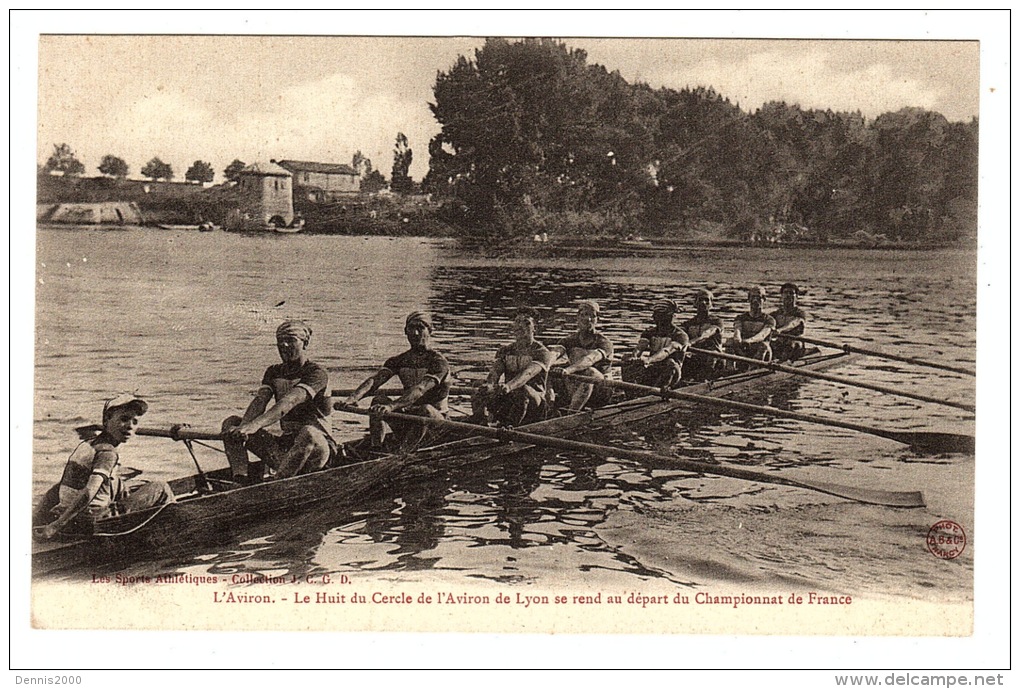 L'AVIRON - Le Huit Du Cercle De L'Aviron De Lyon Se Rend Au Départ Du Championnat De France - Ed. Les Sports Athlétiques - Rudersport