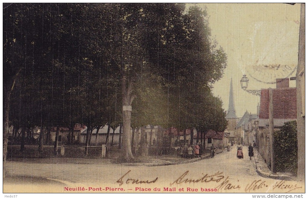 Neuillé-Pont-Pierre - Place Du Mail Et Rue Basse - Neuillé-Pont-Pierre