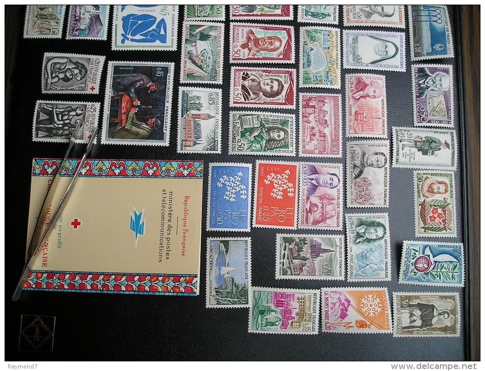 Année Complète 1961  NEUF  Luxe, Avec Carnet Croix Rouge   Cote 120 Euros - 1960-1969