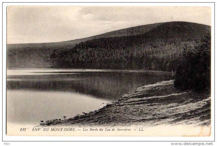Cpa   Env. Du  Mont Dore  Les Bords Du Lac De Servières  TBE - Le Mont Dore