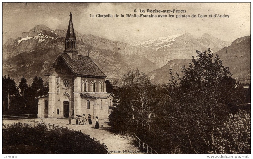 74 - LA ROCHE-SUR-FORON - La Chapelle De La Bénite-Fontaine Avec Les Pointes De Coux Et D'Andey - La Roche-sur-Foron