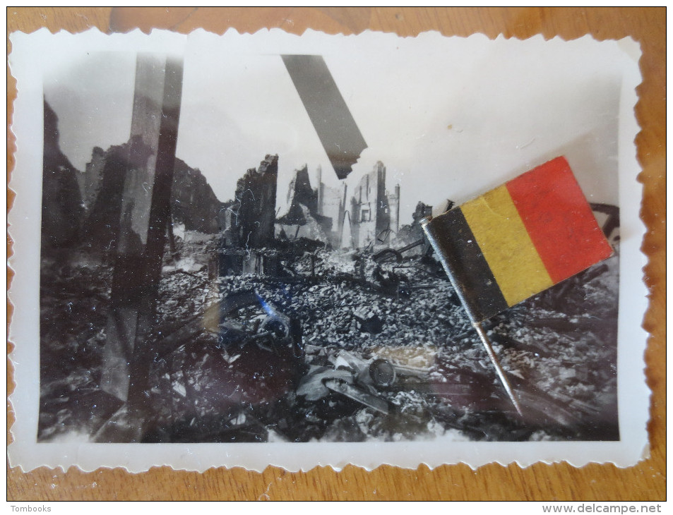 76 - Le Havre - Photo Originale - Après Le Bombardement - Ruines Du Café - Guillaume Tell - 1944 - - Luoghi