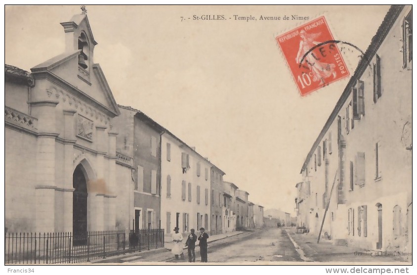 CPA - St Gilles - Temple - Avenue De Nîmes - Saint-Gilles