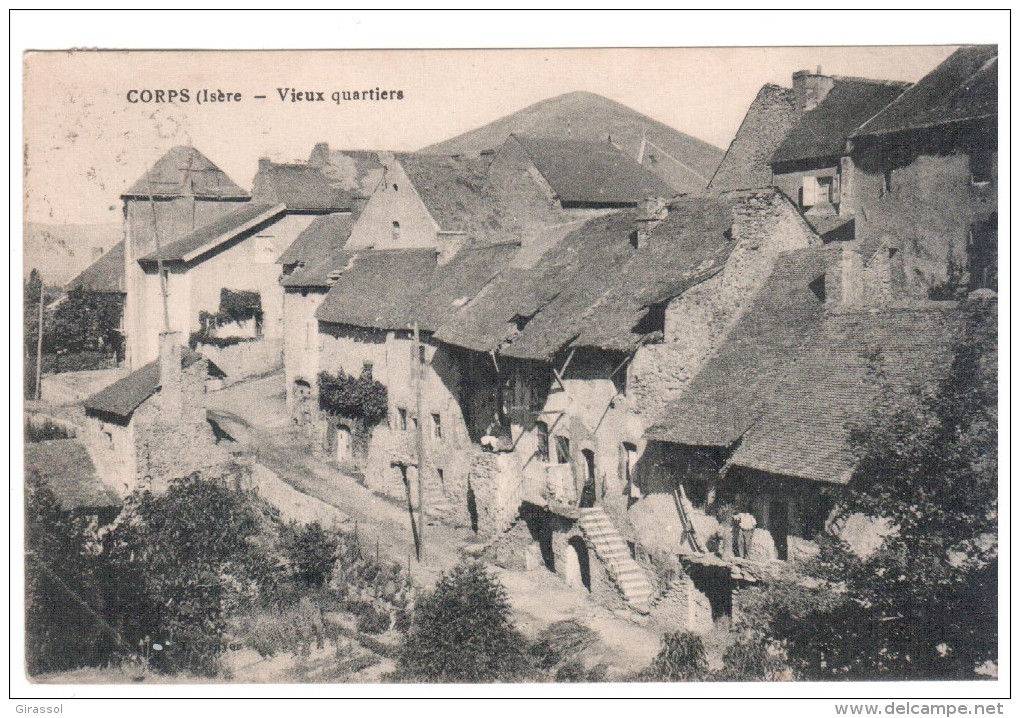 CPA CORPS ISERE VIEUX QUARTIERS 1923 - Corps