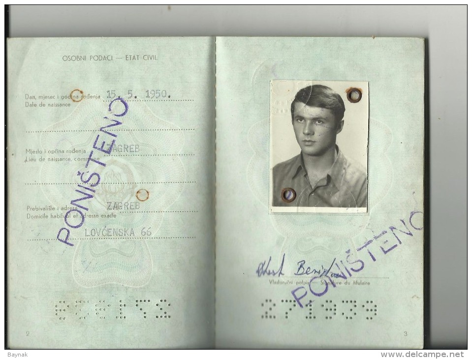 PM49  --  SFR  YUGOSLAVIA  ---    PASSPORT  --  1970  --  YOUNG MAN, 20 YEAR - Historische Dokumente