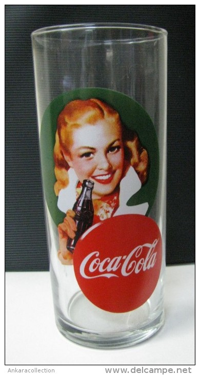 AC - COCA COLA ACTRESS ILLUSTRATED GLASS FROM TURKEY - Becher, Tassen, Gläser