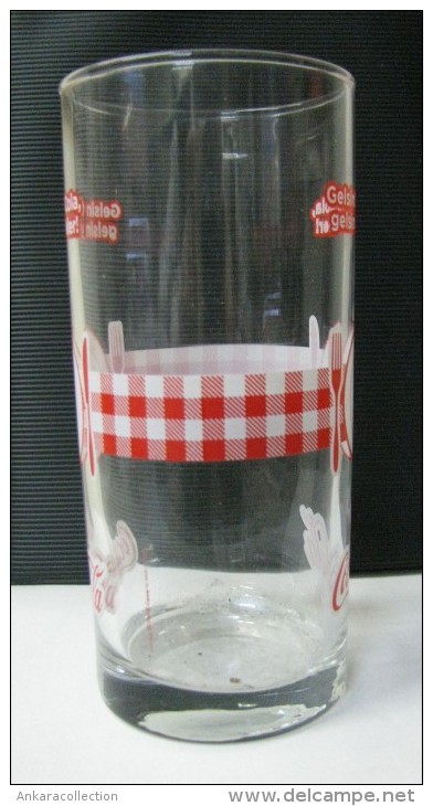 AC - COCA COLA : COMES COCA COLA - COME MEALS ILLUSTRATED GLASS FROM TURKEY - Kopjes, Bekers & Glazen