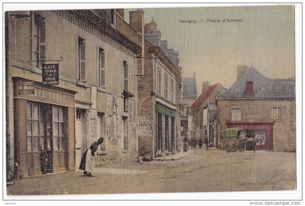 REUGNY. - Place D'Armes. Belle Carte Toilée Couleur - Reugny