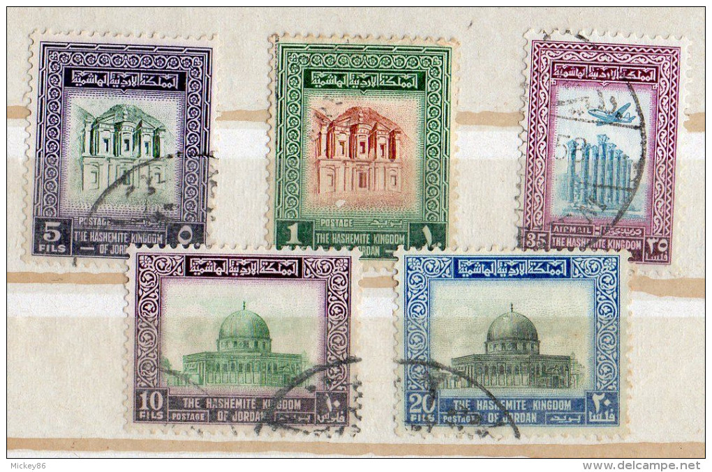 JORDANIE---Lot De 5 Timbres Oblitérés - Jordan