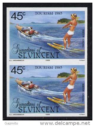 S. Vincent Gren. 1985, Tourism Sport, Water Skiing, 1val IMPERFORATED In Pair - Ski Náutico