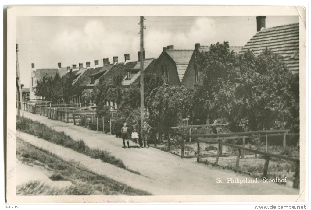 Fotokaarte Sint Philipsland (Tholen ) Stoofhof Met Zijn Bewoners 1954 - Tholen