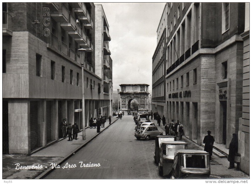 Campania-benevento Via Arco Traiano Animatissima Veduta Anni 50/60 - Benevento