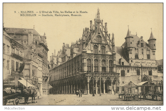 BELGIQUE MALINES / L'Hôtel-de-Ville, Les Halles Et Le Musée / - Malines