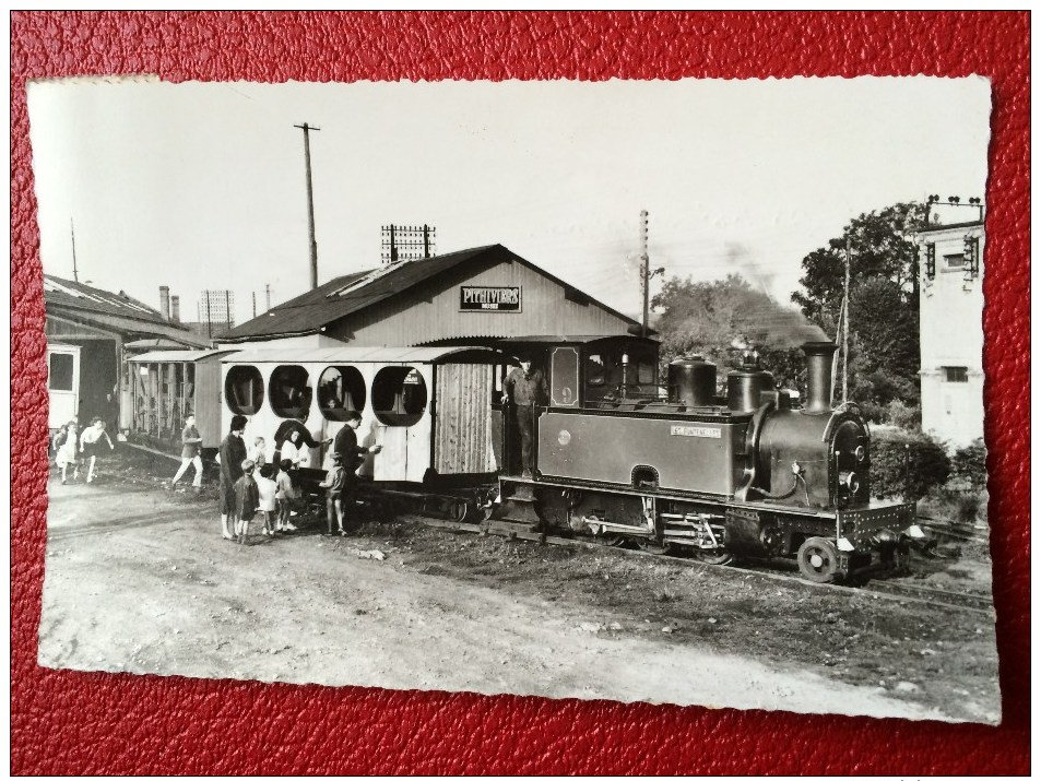 PHOTO / Pithiviers 45 LOIRET / ( SNCF ) TRAIN * / GARE / *  LES FONTENELLES  / Transport / - Pithiviers