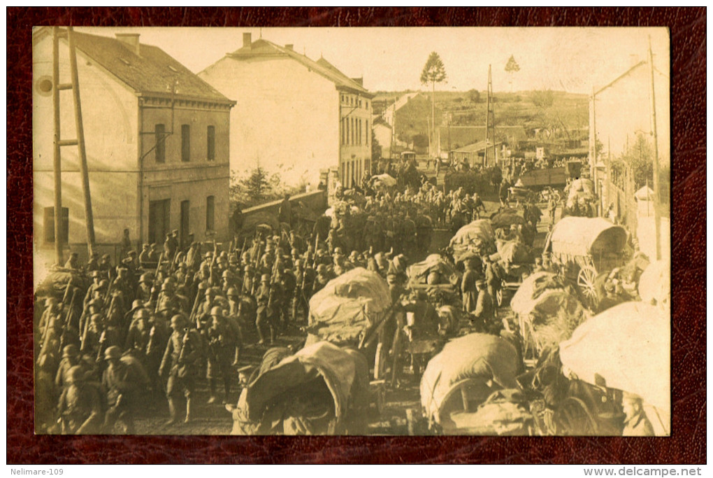 Cpa CARTE PHOTO MILITARIA GUERRE 1914 1918 NEUFCHATEAU 88 : RETRAITE DES BOCHES NEUFCHATEAU NOVEMBRE 1918 - Neufchateau