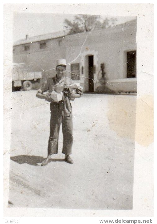 SAHARIENS PHOTO Retour De TAMARASSETTE  Unité Saharienne La Station Service  Année 1954. Les Mécaniciens (6) - Camion