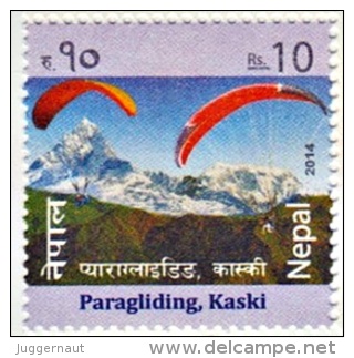 PARAGLIDING EXTREME SPORT MINT STAMP NEPAL 2014 MINT/MNH - Parachutisme