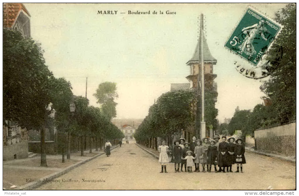 MARLY - Bd De La Gare - Colorée - Animée - A Voir - N° 11217 - Marly La Ville