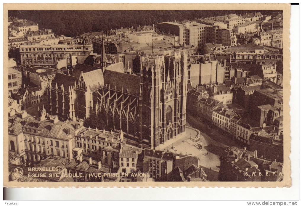 Bruxelles - église Sainte-Gudule Prise D'avion - (121) - Marktpleinen, Pleinen