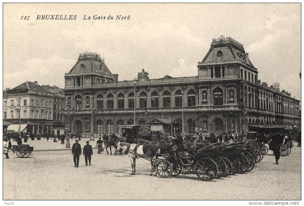 BELGIQUE - BRUXELLES - La Gare Du Nord. N°127. (calèches) - Spoorwegen, Stations