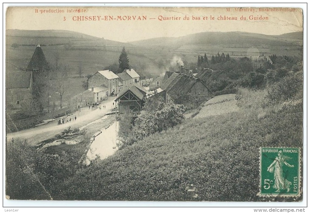 71 - CHISSEY-EN-MORVAN - (3.) - Quartier Du Bas Et Le Château Du Guidon - CPA - Otros & Sin Clasificación