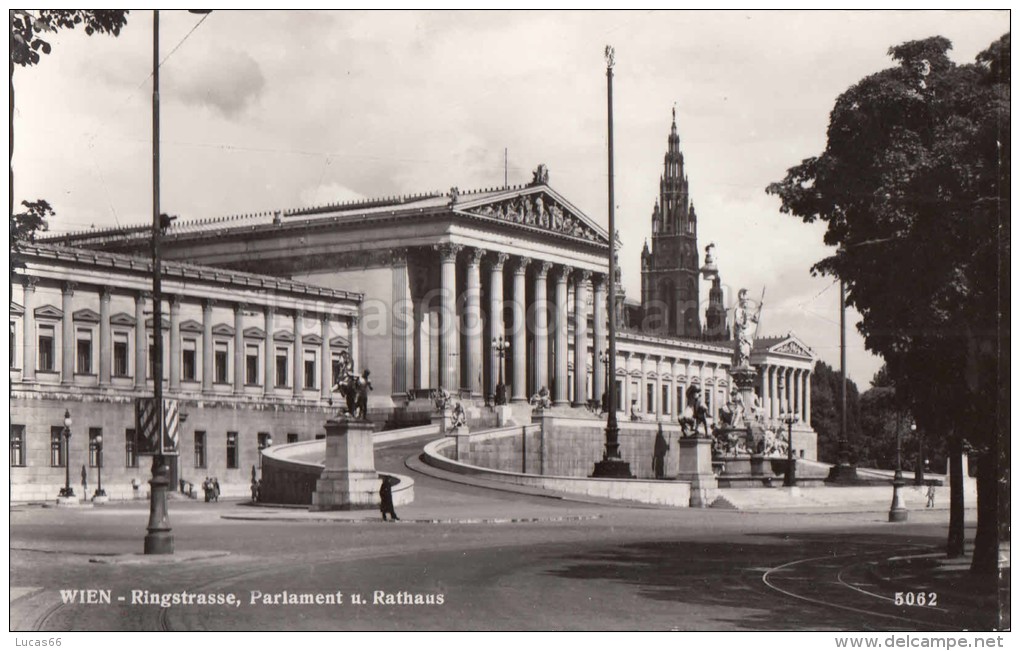 Wien - Ringstrasse Parlament Und Rathaus - Ringstrasse