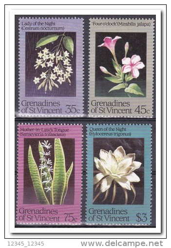 Grenadines Of St. Vincent 1984, Postfris MNH, Flowers - St.-Vincent En De Grenadines