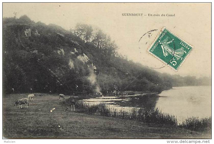 - Loire Atlantique -ref -B664- Guenrouet - Un Coin Du Canal - Vache - Vaches - Petit Plan Feu - Canaux - - Guenrouet