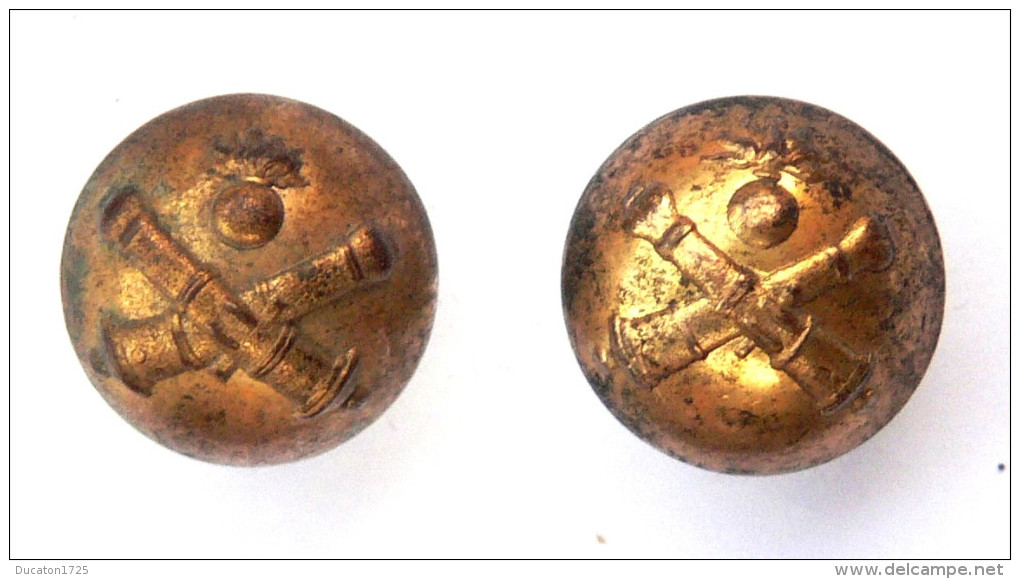 2 Boutons ARTILLERIE. (1870-1914). Demi-grelot. Bronze Doré. 19 Mm - Boutons