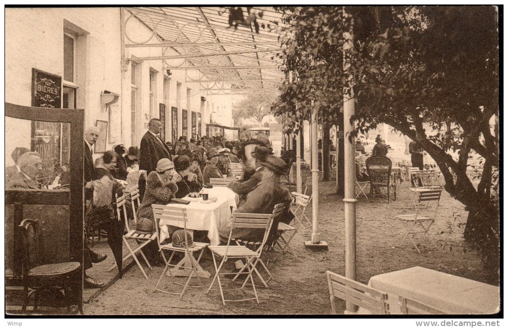 Auderghem  : Rouge Clôitre : La Terrasse Du Grand Hôtel De L'Abbaye - Auderghem - Oudergem