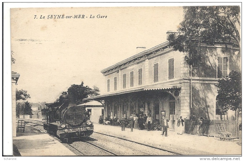 C P A  -  LA  SEYNE  Sur  MER  La  GARE  Avec Le Train - La Seyne-sur-Mer