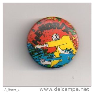 REF A6 : Pin's Pin Badge Ancien Vers 1980 Jimmy HENDRIX - Personnes Célèbres