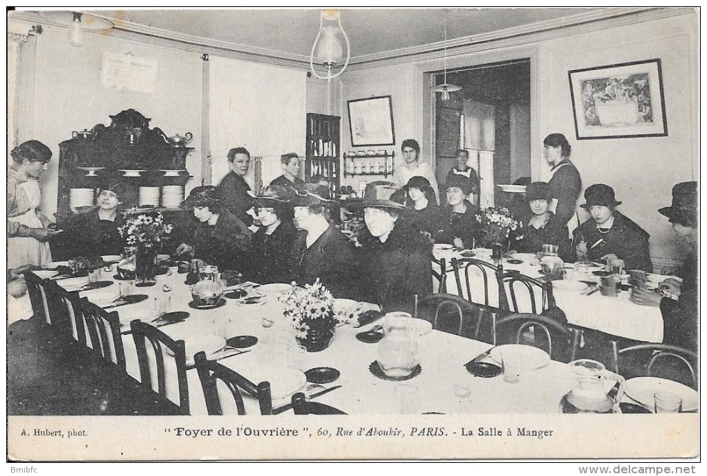 "Foyer De L'Ouvrière" 60, Rue D'Aboukir PARIS - La Salle à Manger - Arrondissement: 02