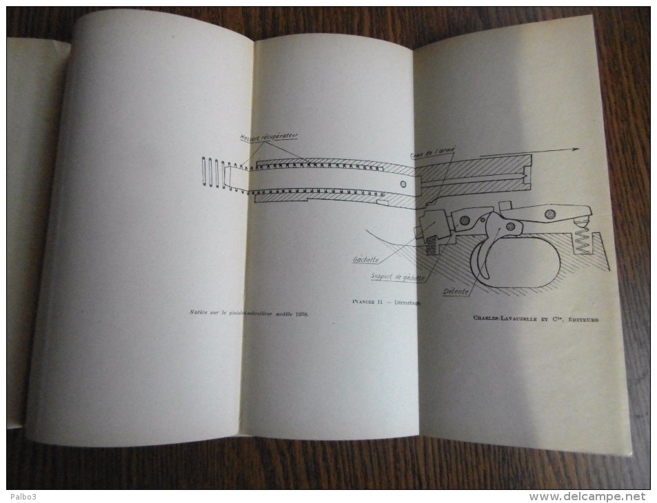 notice sur le pistolet mitrailleur modele 1938 PM38 daté 1947 PM 38