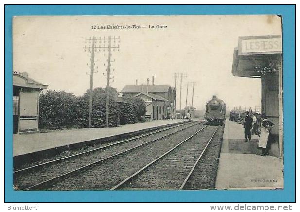 CPA 12 - Chemin De Fer Arrivée Du Train En Gare LES ESSARTS LE ROI 78 - Les Essarts Le Roi