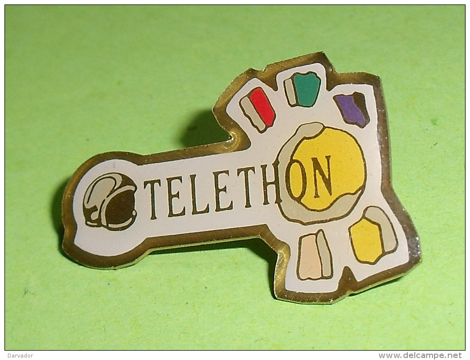 Pin's / Associations : Téléthon     TB1(4a) - Associations