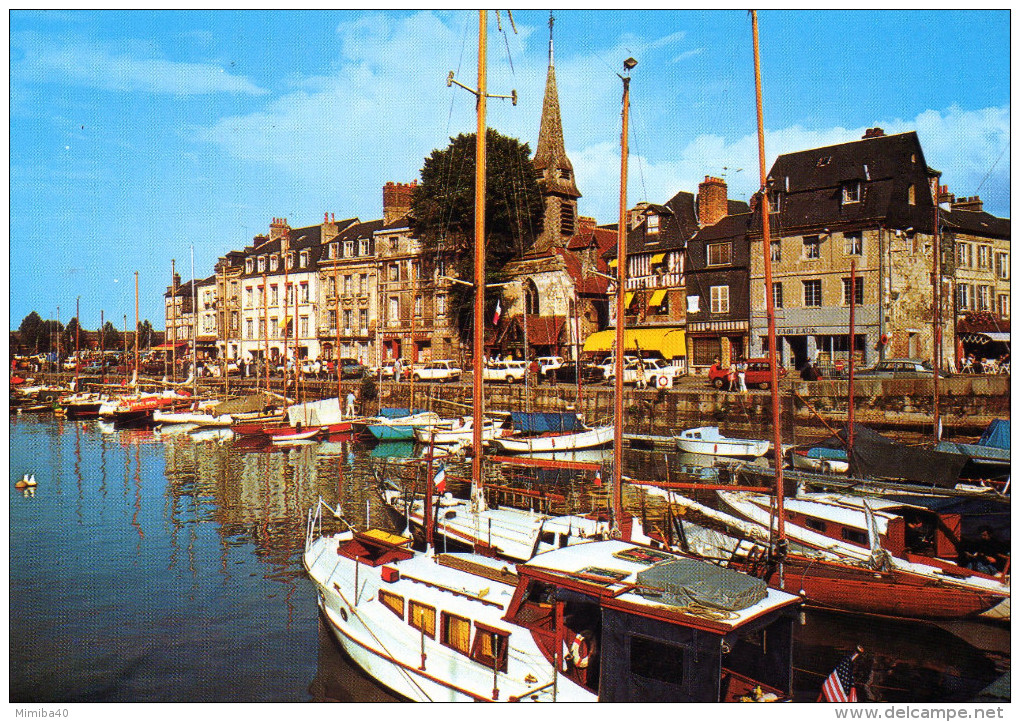 HONFLEUR - Le Vieux Bassin Et Le Quai St-Etienne - (23) - - Honfleur