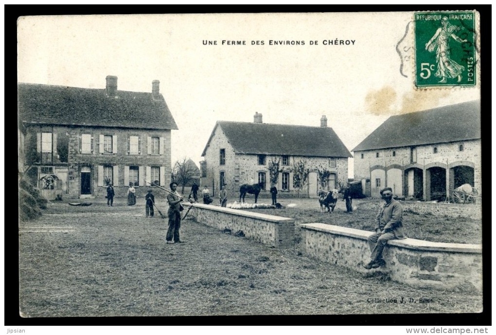 Cpa Du 89  Une Ferme Des Environs De Cheroy  LIOB18 - Cheroy