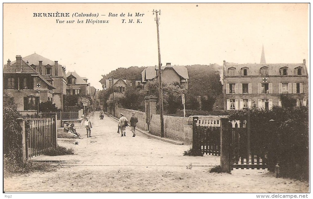 14 - BERNIERE,  VUE SUR LES HÔPITAUX - RUE DE LA MER - Autres & Non Classés