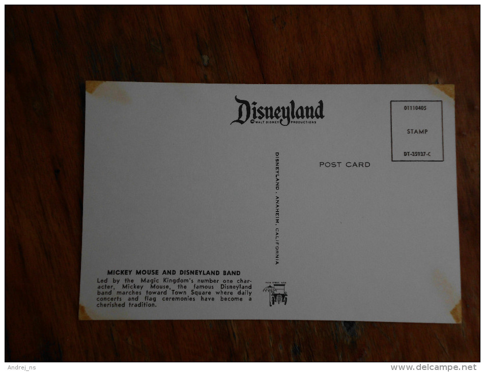 Mickey Mouse And Disneyland Band - Disneyland