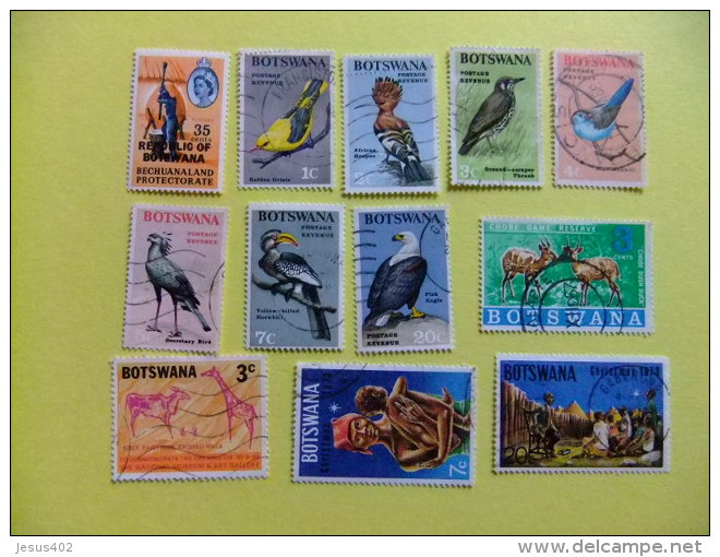 BOTSWANA 1967 LOTE De 12 Sellos Diferentes  FAUNA  - NAVIDAD - BIRD - Botswana (1966-...)