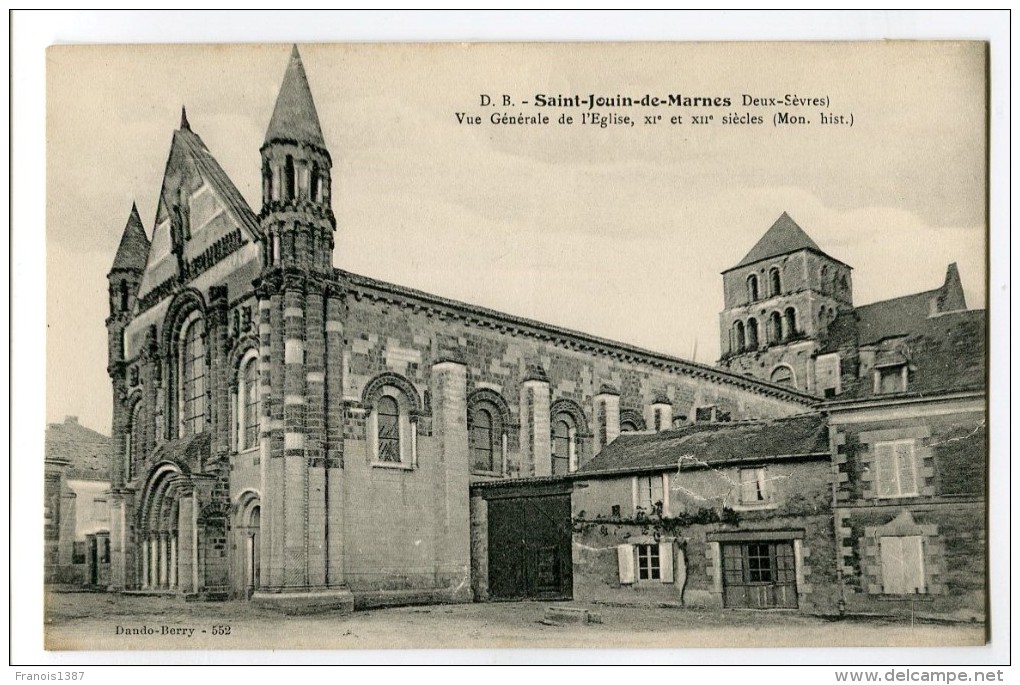 Ref 198 - SAINT-JOUIN-de-MARNES - Vue Générale De L'église - Saint Jouin De Marnes