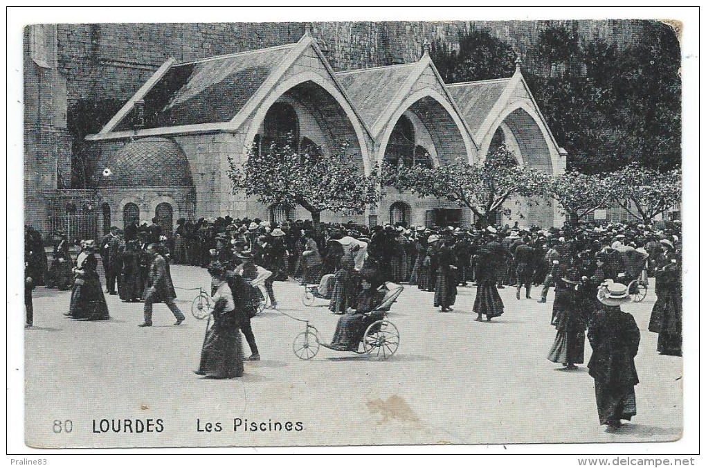 CPA - LUCHEUX  LE CHATEAU  PORTE D' ENTREE  LES DEUX TOURS - Somme 80 - Ecrite 1915 - Edit. G. Jacquiot - Lucheux