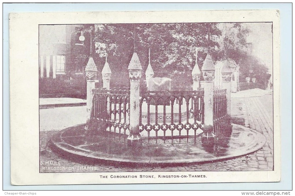 Kingston-on-Thames - The Coronation Stone - Surrey