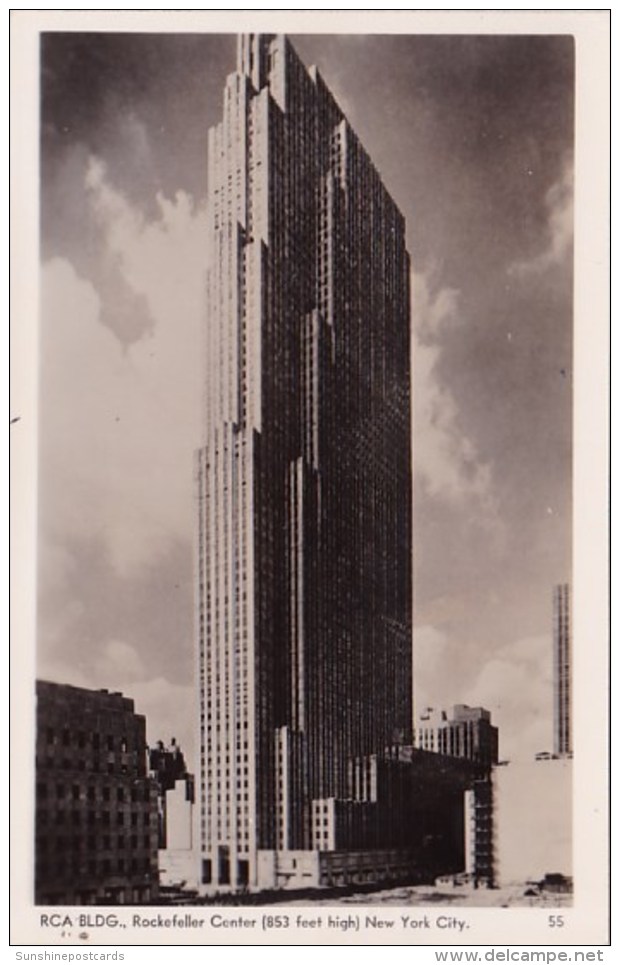 RCA Building Rockefeller Center Hotel New York City New York Real Photo - Cafés, Hôtels & Restaurants